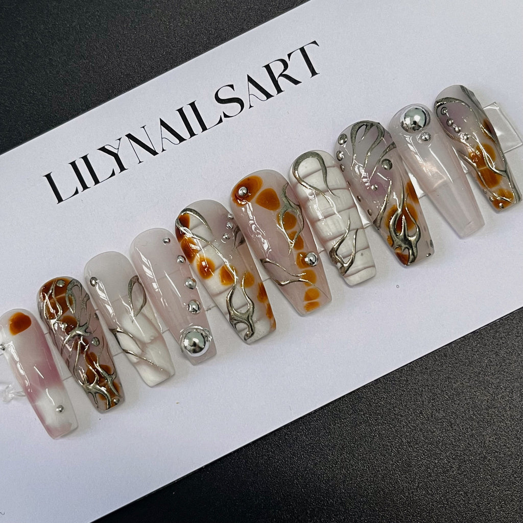 3D Metallic Silver Art Almond Press On Nails Goth, Custom Gothic Fake Nails, Punk Glue On Nails, Emo Y2K Nails