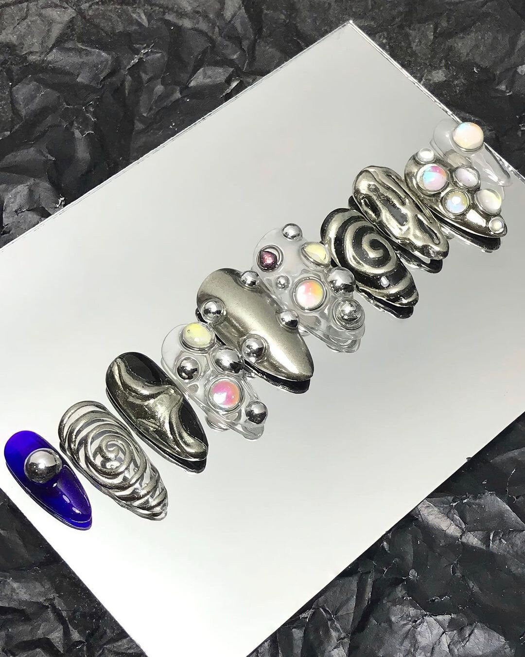 Free Style Metallic Silver Short Almond Press On Nails, Custom Chrome Goth Nails, Emo Y2K Style Fake Nails