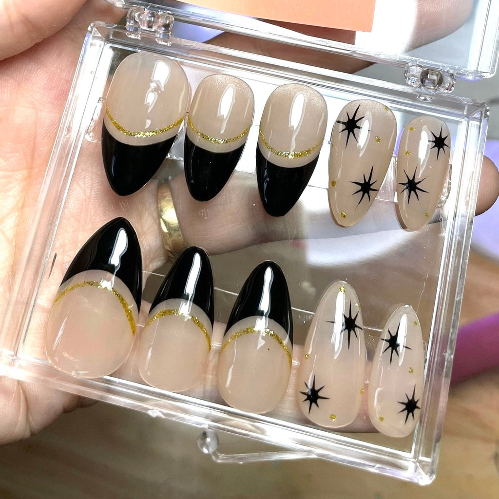 Black Stars Press On Nails, Black Almond Nails, Black French Tip Fake Nails, Handpainted False Nails, Trendy Glue on Nails, Luxury Nail Art