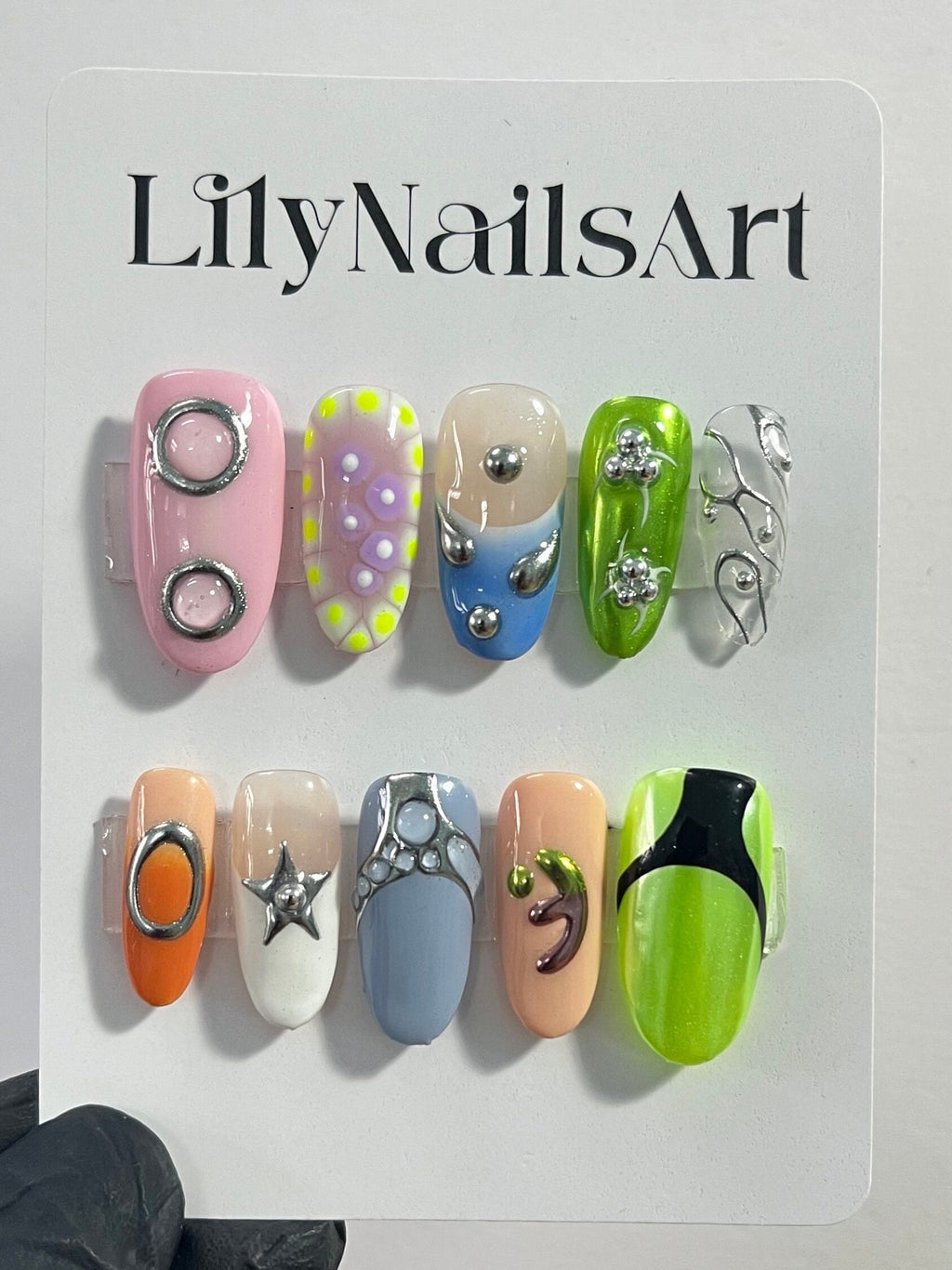 Free Style Autumn Colour Short Almond Press On Nails, Handpainted Fake Nails, Y2K for Birthday Party Holiday Nails