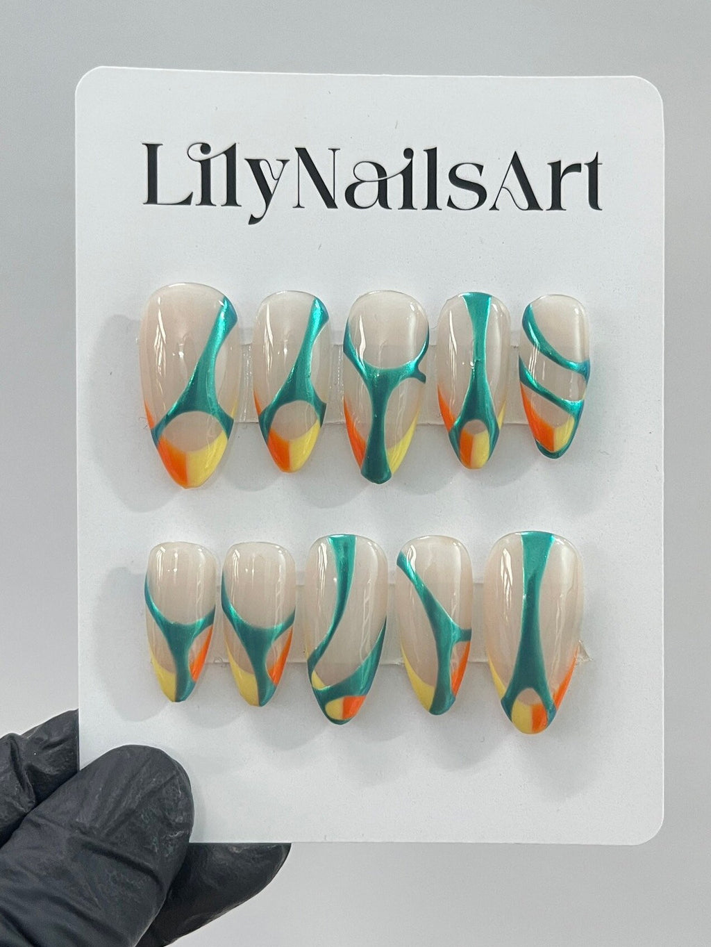 Free Style Blue & Nude Almond Press On Nails, Custom Handpainted Fake Nails, Short Nails for Birthday Party