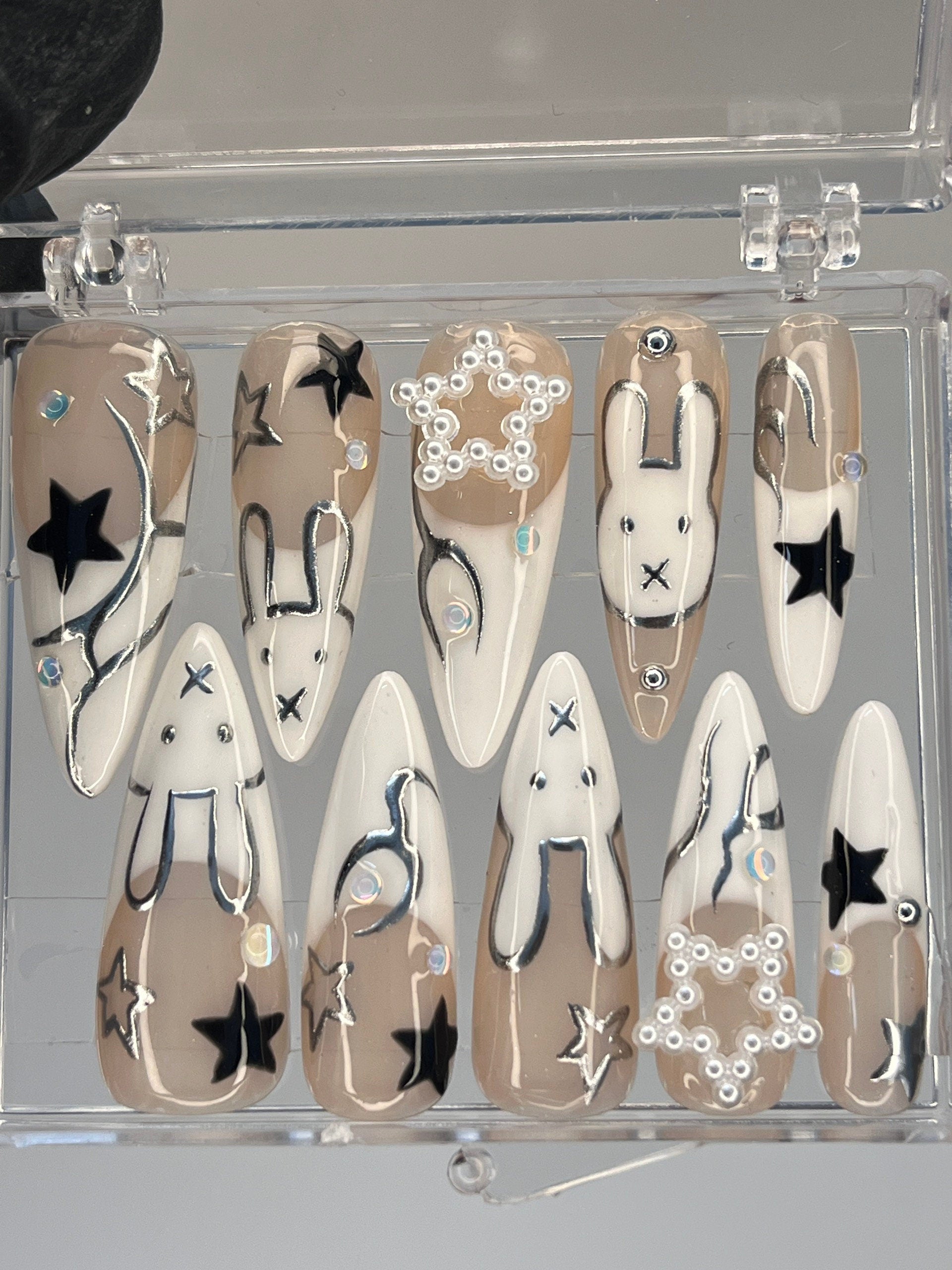 White French Tip With Star & Rabbit Long Almond Press On Nail, Elagant Fake/False Nail, Hanpainted Gel Nail Art, Nail For Event/Concert/Prom