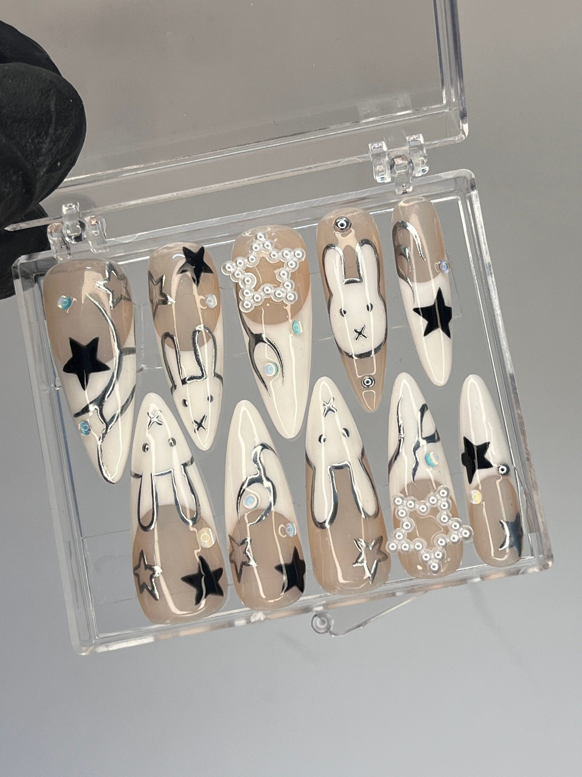 White French Tip With Star & Rabbit Long Almond Press On Nail, Elagant Fake/False Nail, Hanpainted Gel Nail Art, Nail For Event/Concert/Prom