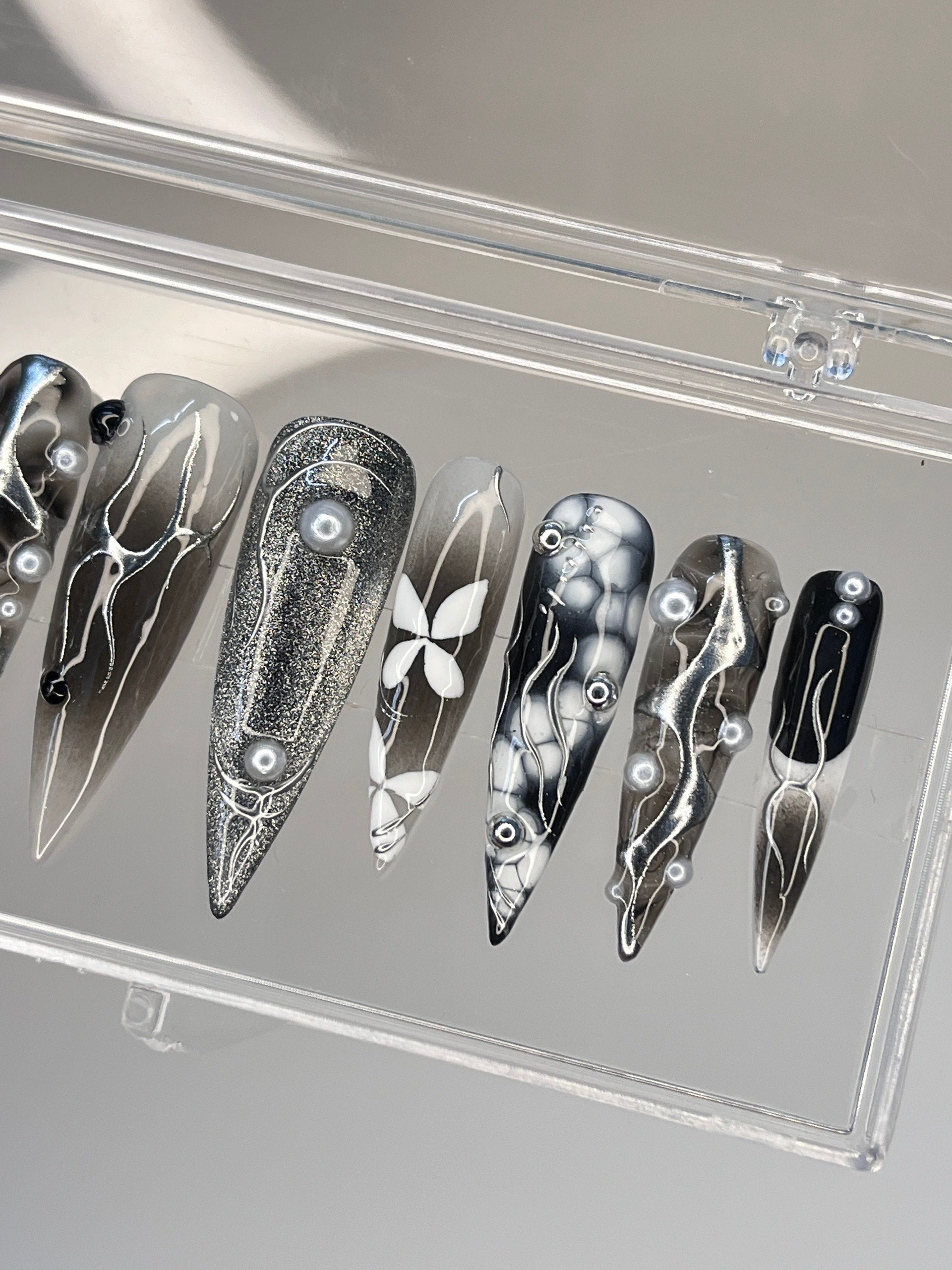 Free Style Black & White Blooming Extra Long Stiletto Press On Nails, Handpainted Gothic Fake Nails, Y2K Emo Chrome Nails