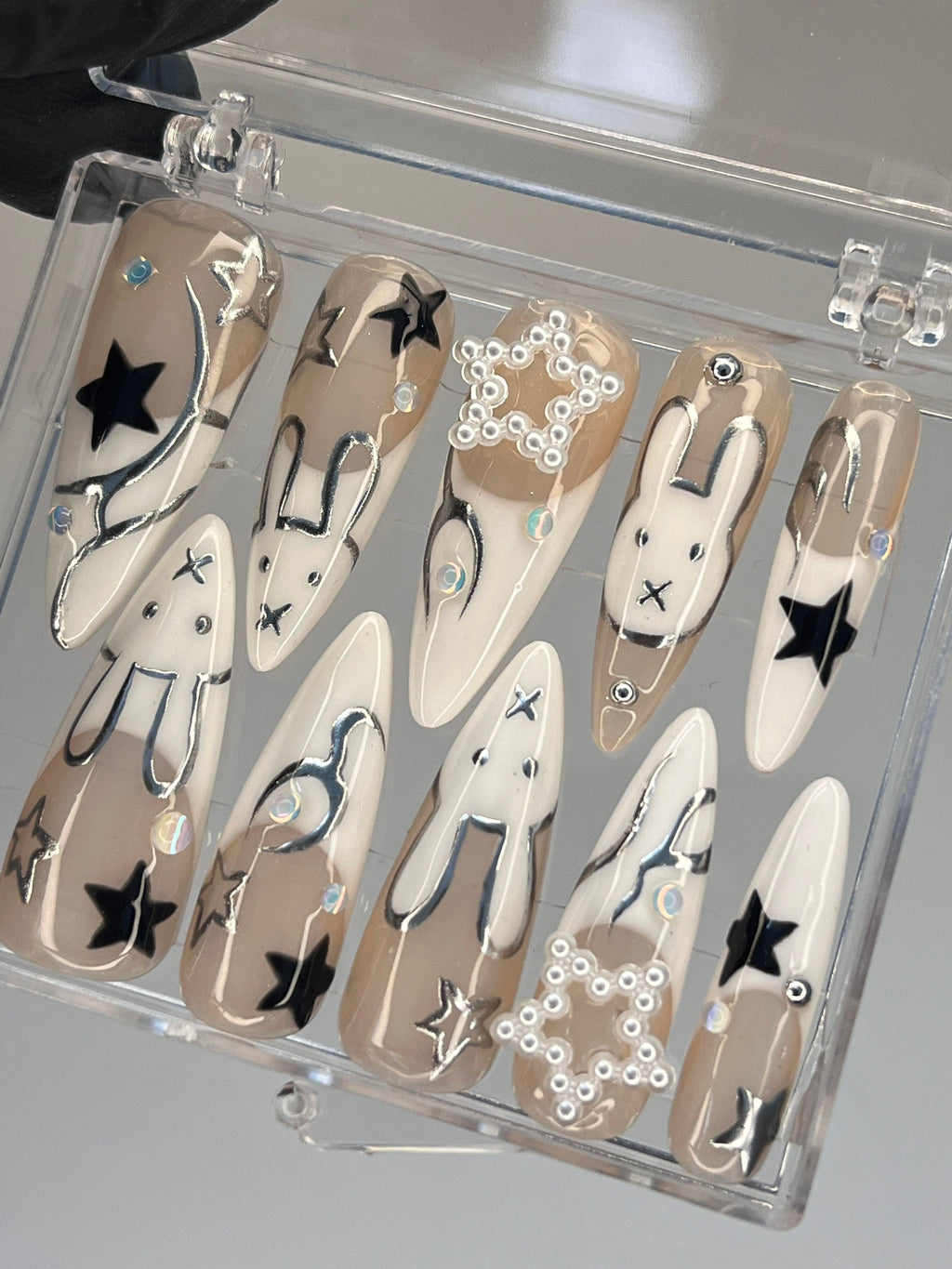 White French Tip With Star & Rabbit Long Almond Press On Nail, Elagant Fake/False Nail, Hanpainted Gel Nail Art, Nail For Event/Concert/Prom
