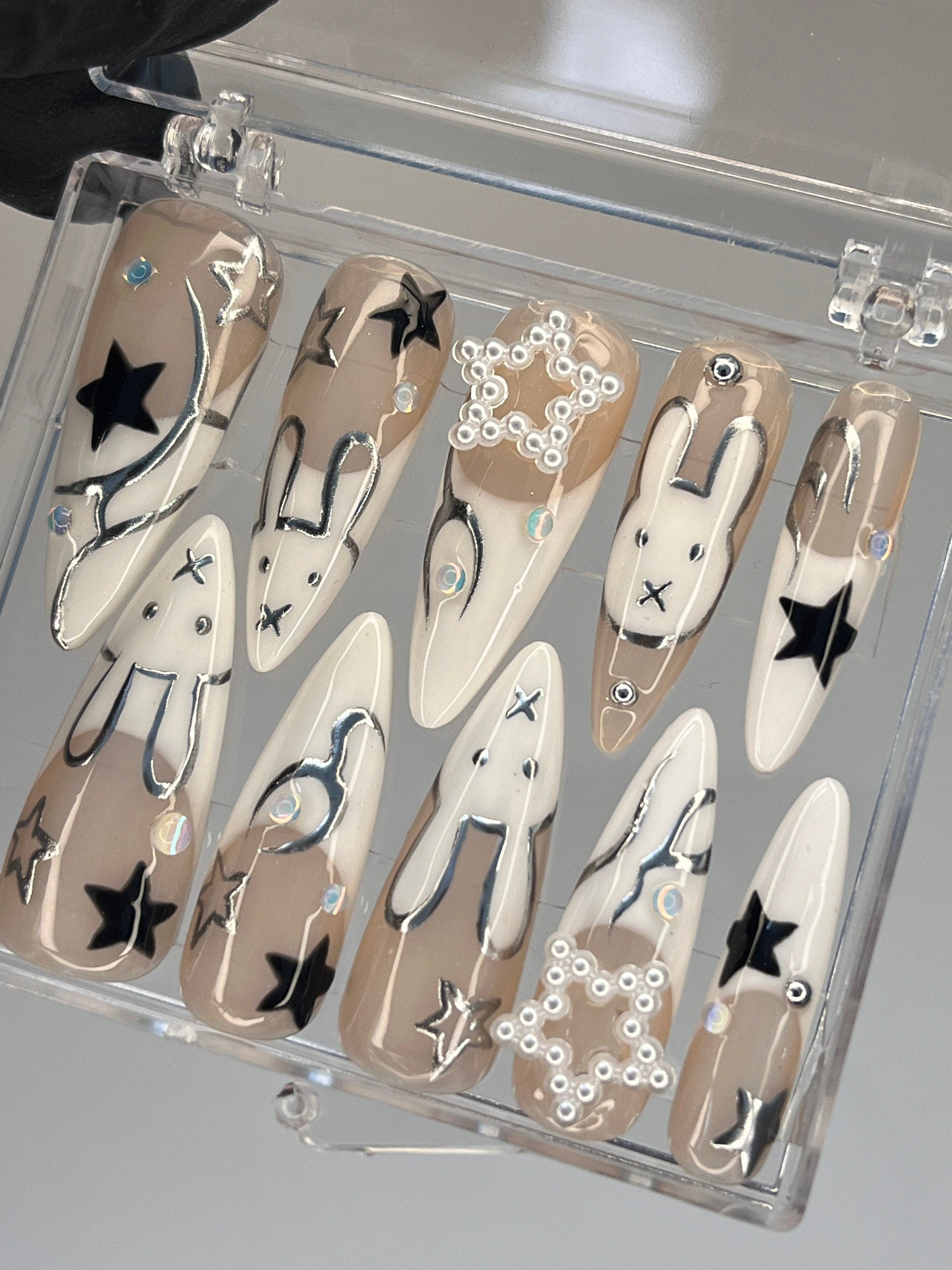 White French Tip With Star & Rabbit Long Almond Press On Nail, Elagant Fake/False Nail, Hanpainted Gel Nail Art, Nail For Event/Concert/Prom