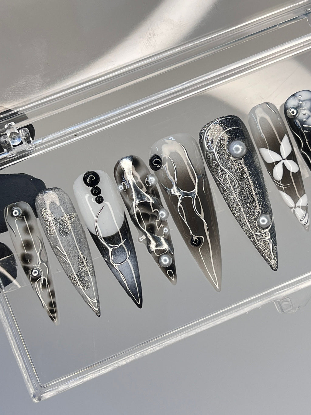 Free Style Black & White Blooming Extra Long Stiletto Press On Nails, Handpainted Gothic Fake Nails, Y2K Emo Chrome Nails
