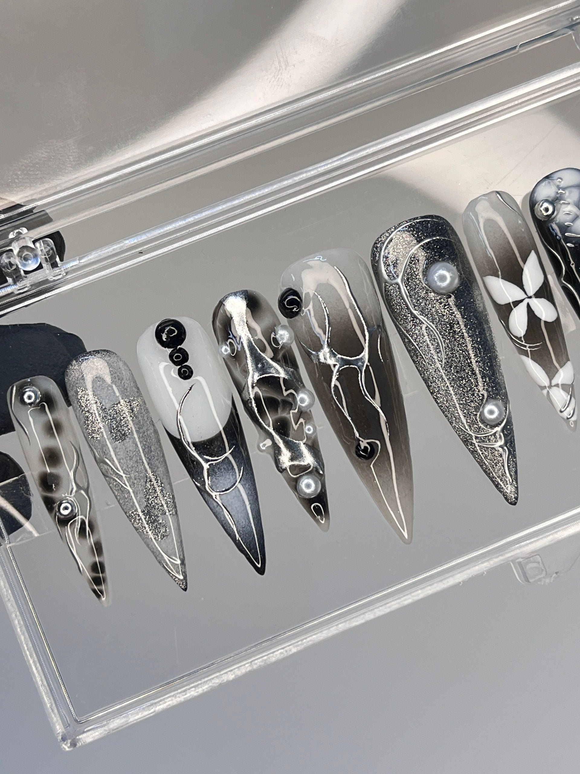 Free Style Black & White Blooming Extra Long Stiletto Press On Nails, Handpainted Gothic Fake Nails, Y2K Emo Chrome Nails
