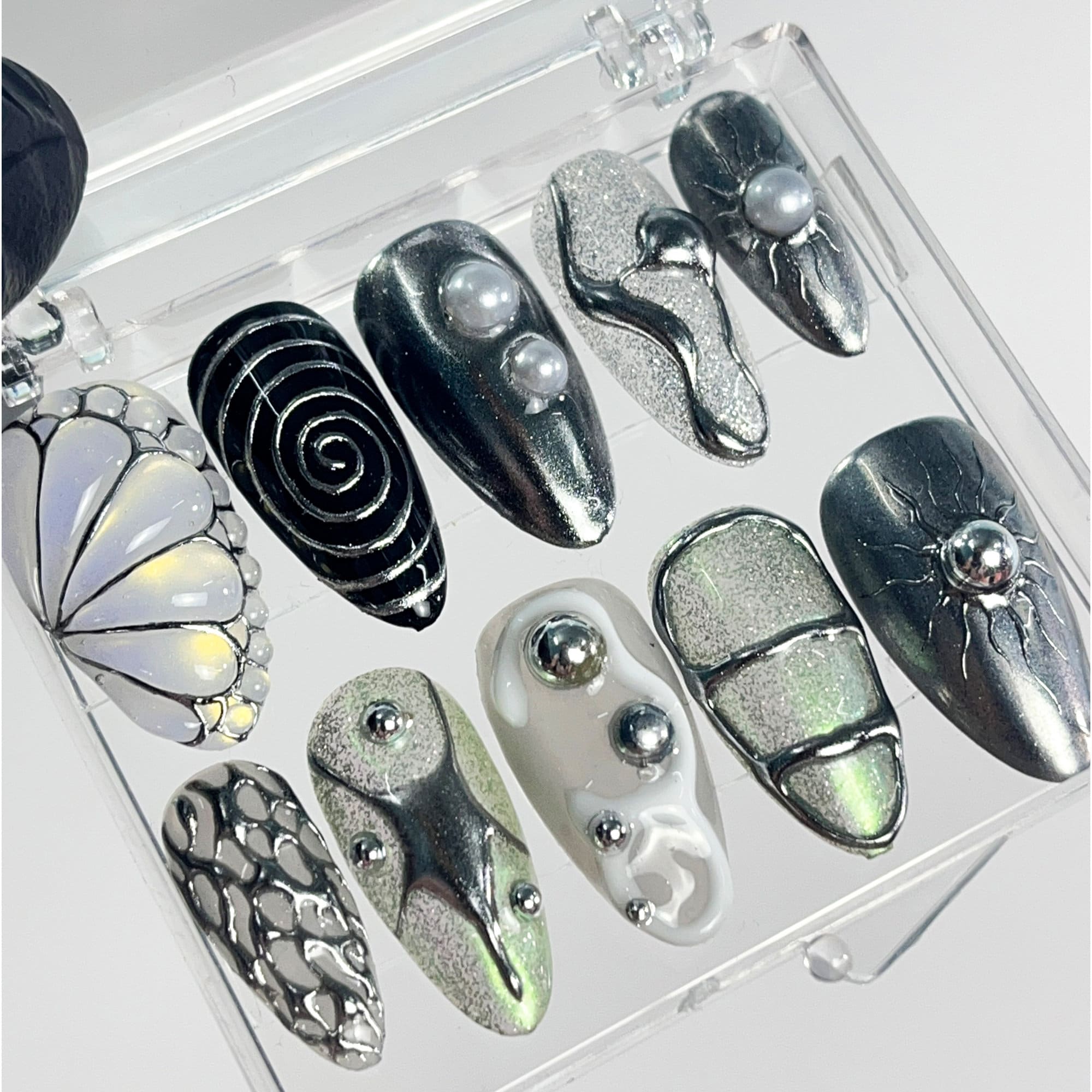 Hand-Painted Free-Style Silver Metallic Crystal Long Stiletto Press On Nails - Custom Chrome Fake Nails