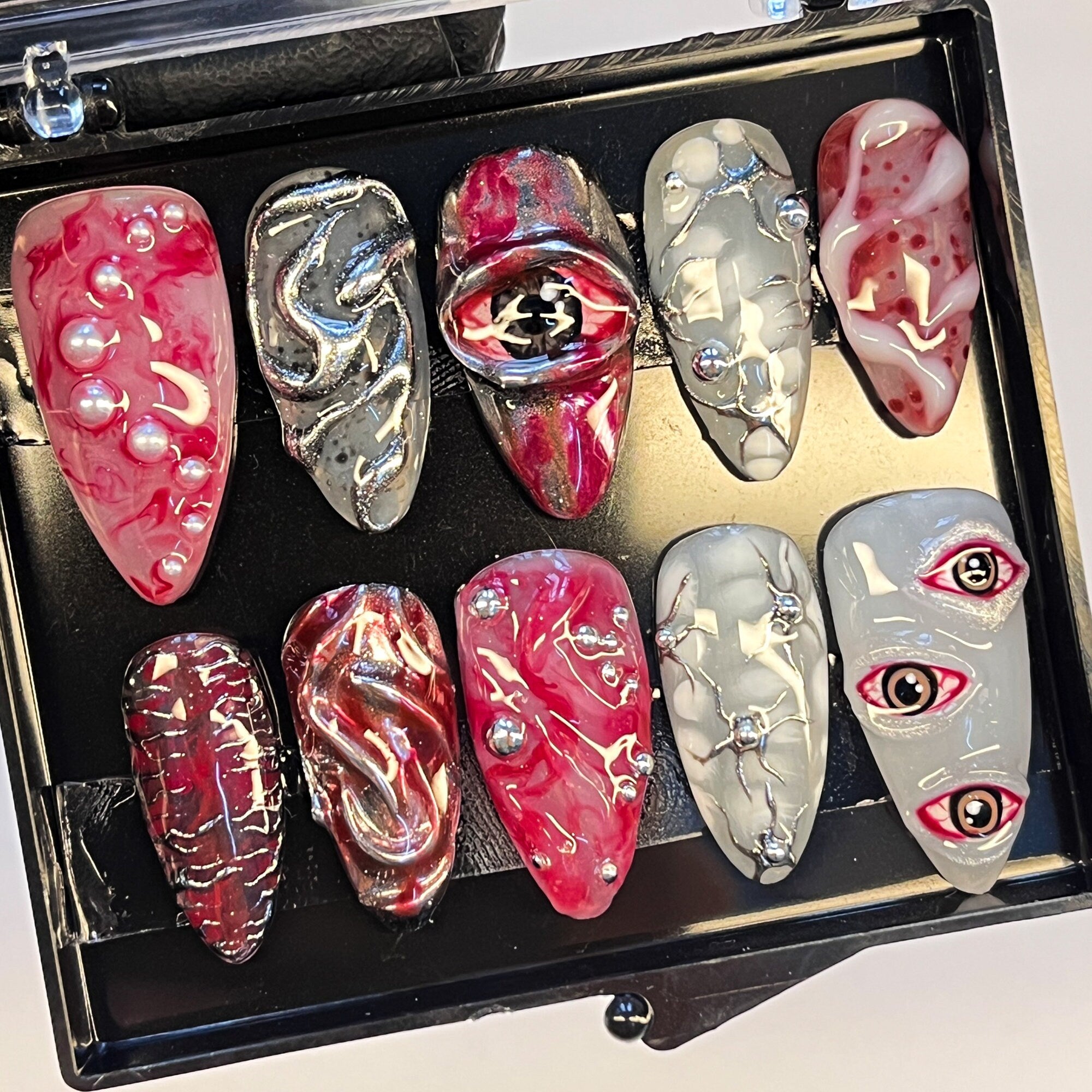 Blood Eyes Scary Almond Press On Nails, Horror Halloween/Cosplay/Carnival Nails Art, Handpainted Fake Nail