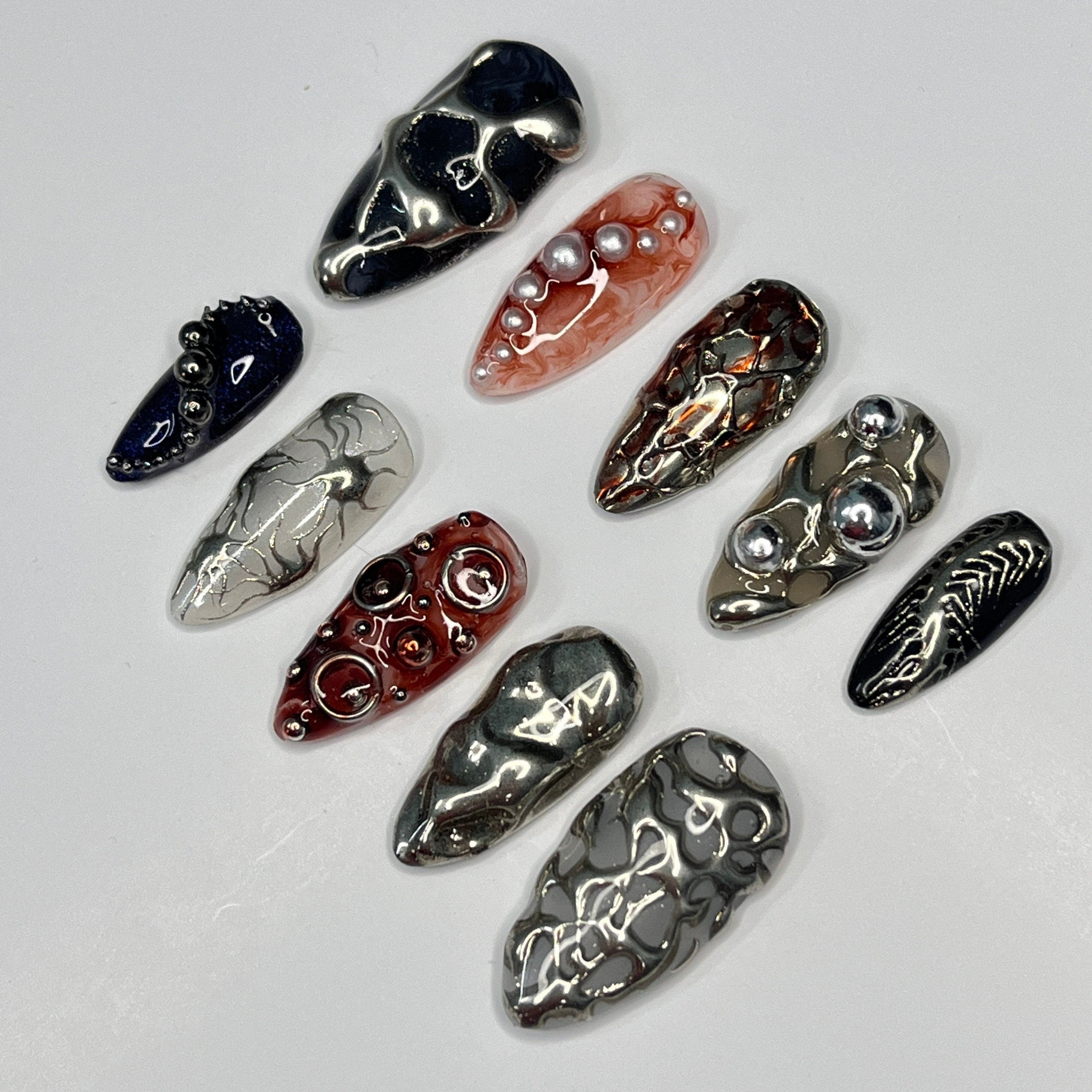 Freestyle 3D Almond Press On Nails, Metallic Chrome Goth Nails Art, Gothic Emo Style Press Ons for Birthday Event Holiday