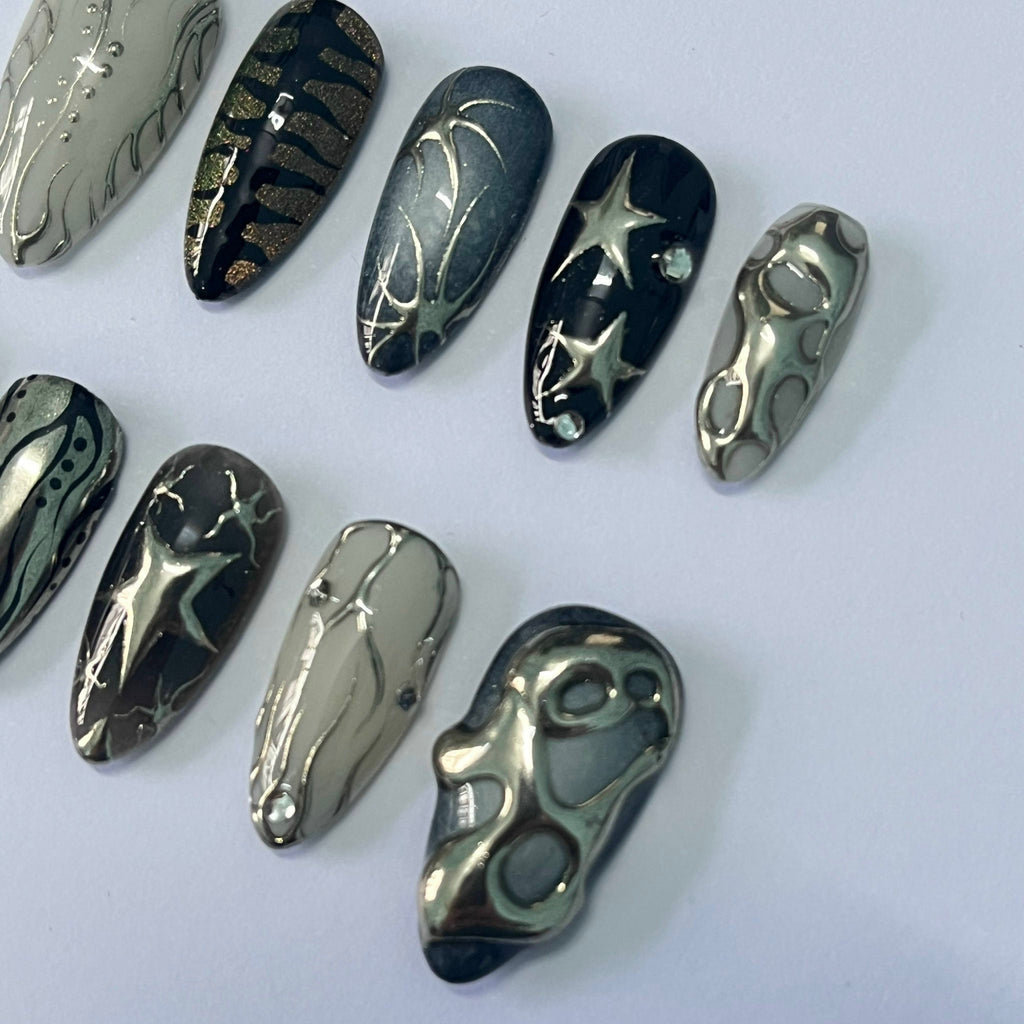 Freestyle 3D Almond Press On Nails, Metallic Chrome Goth Nails Art, Gothic Emo Style Press Ons for Birthday Event Holiday
