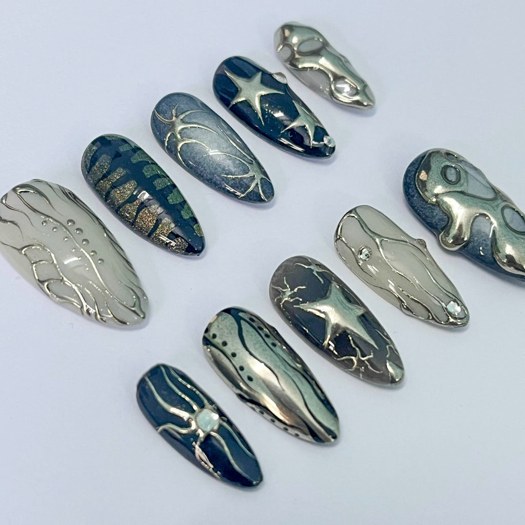 Freestyle 3D Almond Press On Nails, Metallic Chrome Goth Nails Art, Gothic Emo Style Press Ons for Birthday Event Holiday
