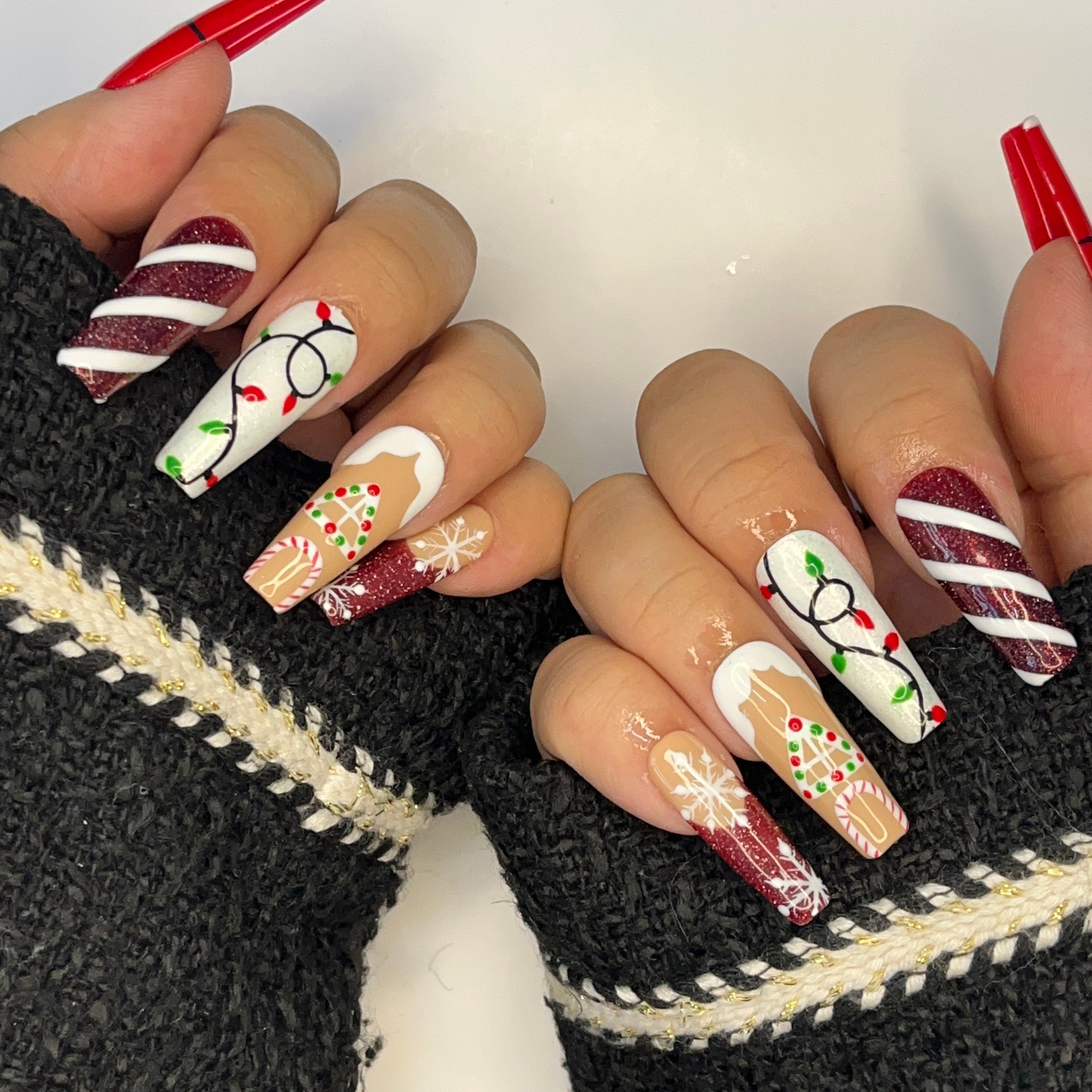 Christmas Light & Cookies Theme Medium Square Press On Nails - Festive Xmas and Winter Holiday Nail Art