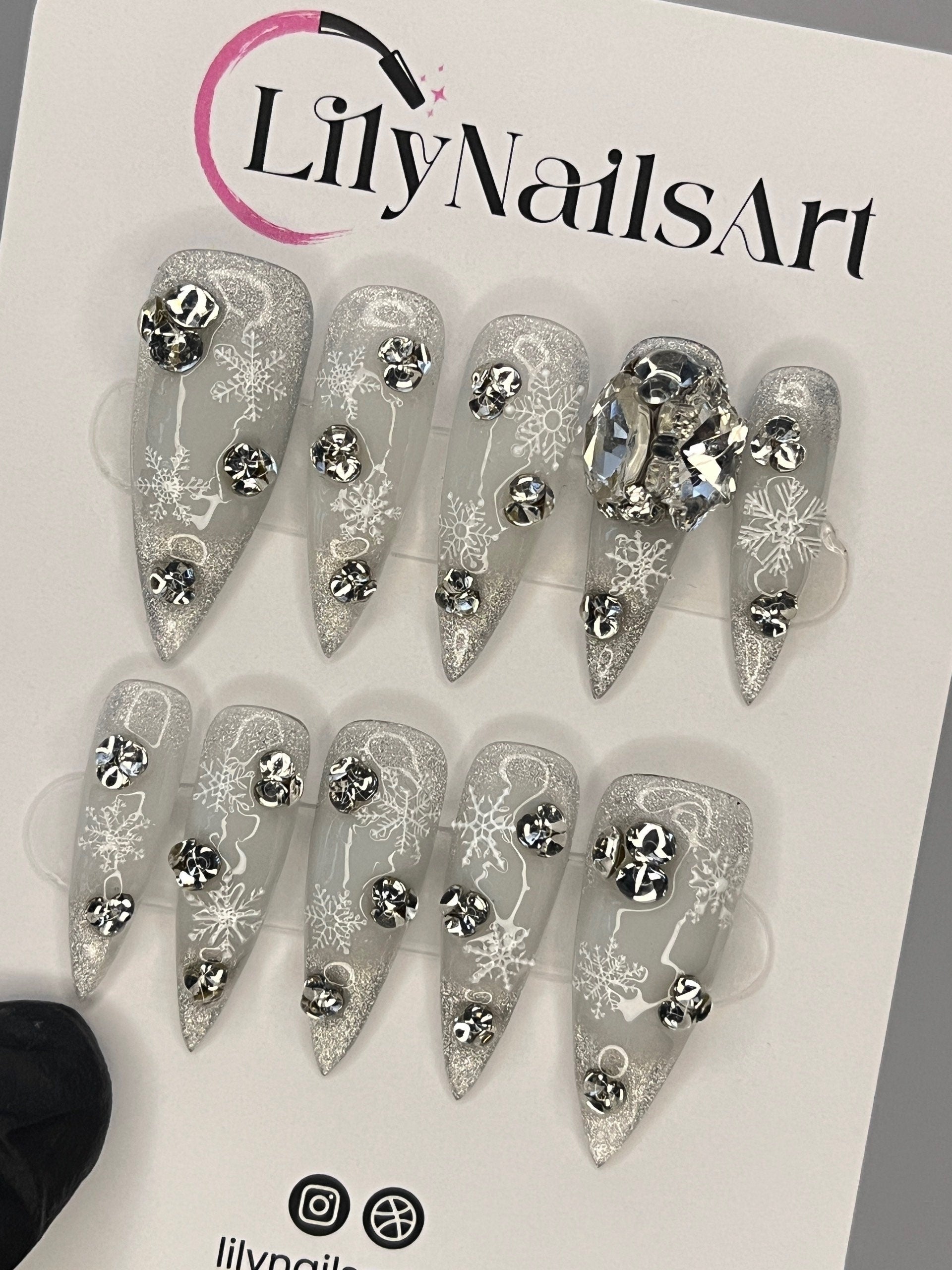 White Snow Christmas Press-On Nails | Festive XMas Holiday Nail Set | Luxury Handmade Fake Nails | Glue-On Nail Art Kit