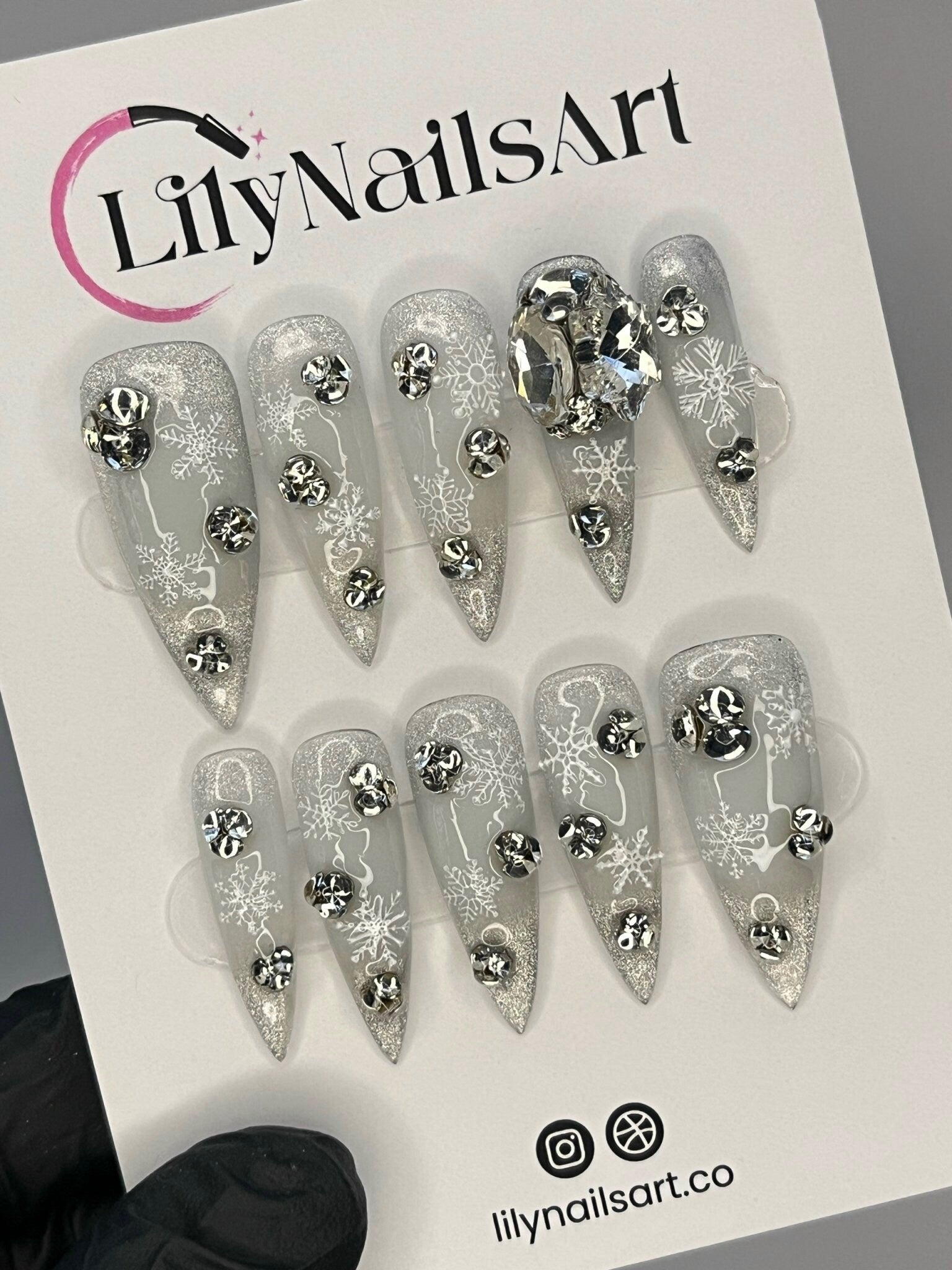 White Snow Christmas Press-On Nails | Festive XMas Holiday Nail Set | Luxury Handmade Fake Nails | Glue-On Nail Art Kit