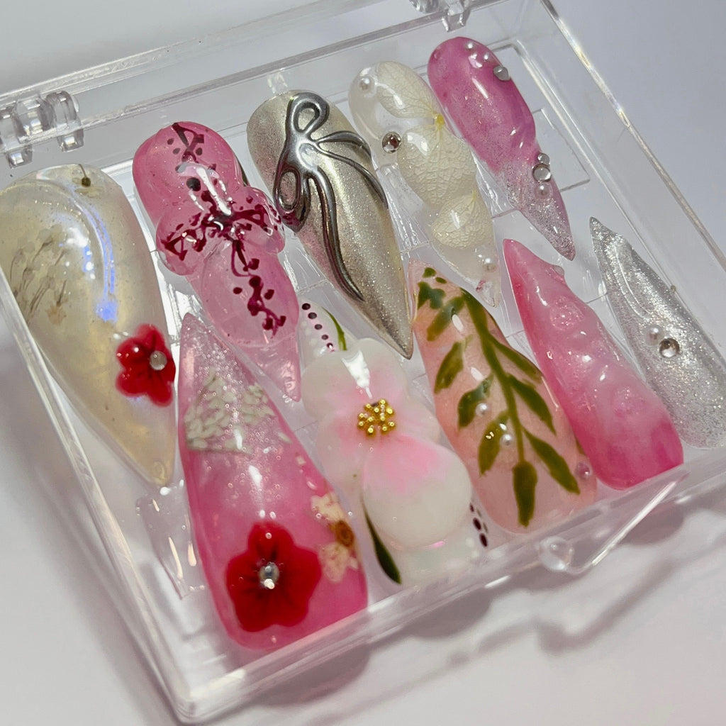 Free Style 3D Flowers Almond Press On Nails, Elegance Fake Nails for Holiday, Party, Event, Cute Birthday Gift