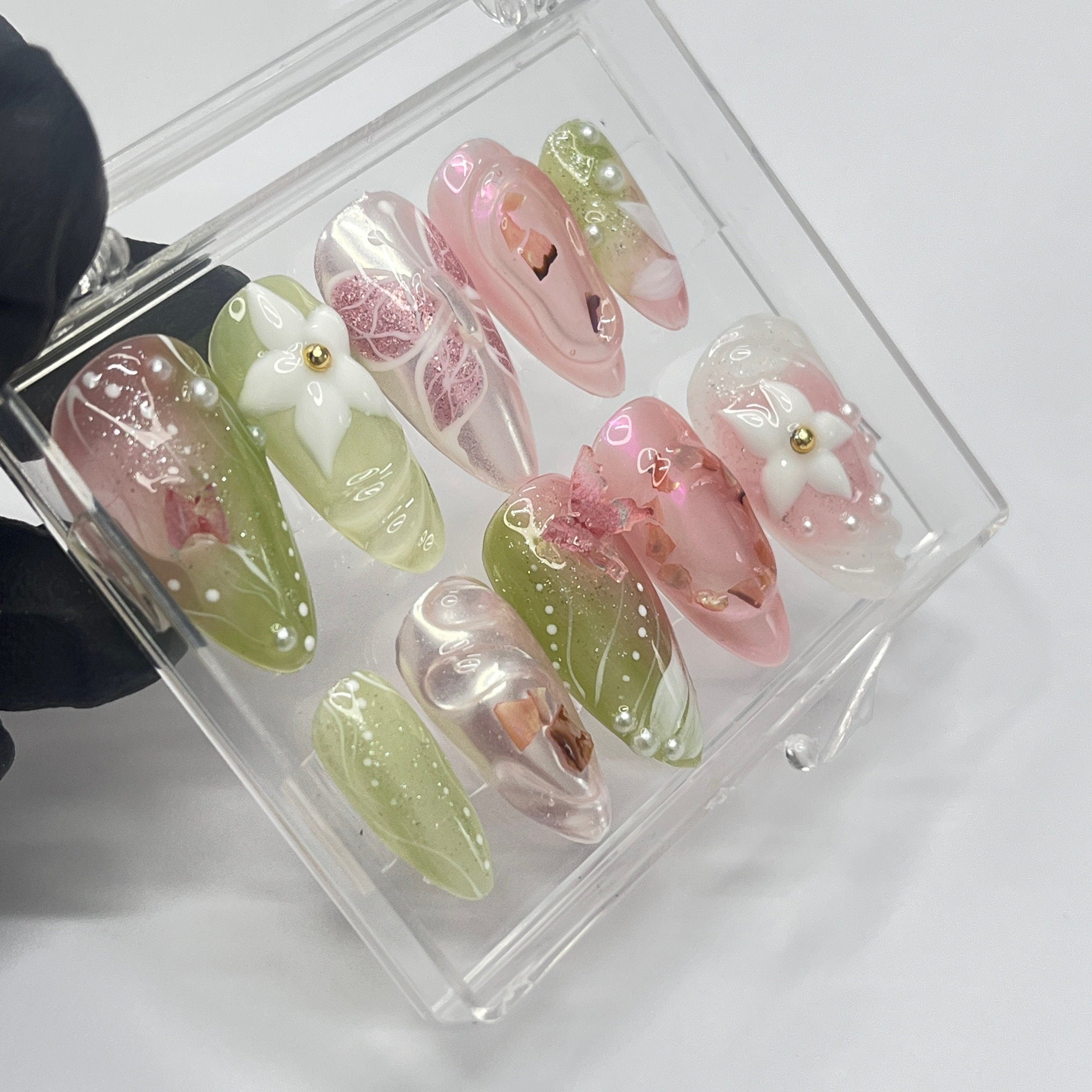 Cute 3D Flower & Butterfly Medium Almond Press On Nails, Handmade Gel False Nails for Birthday Event Party Holiday Vacation