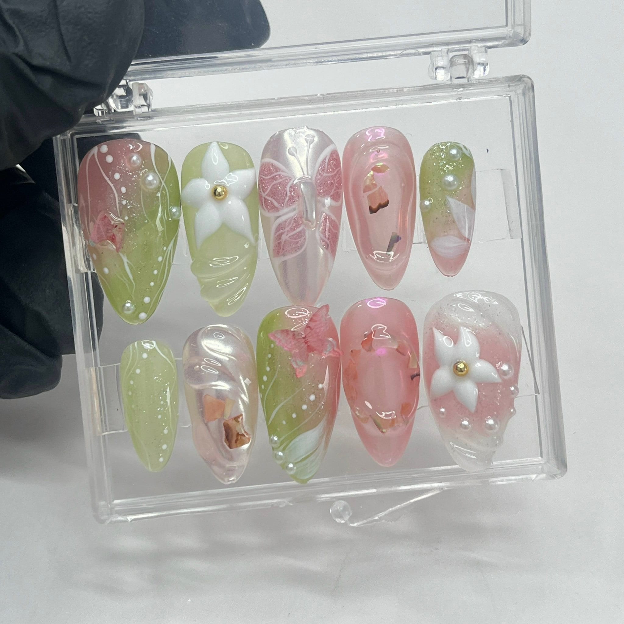 Cute 3D Flower & Butterfly Medium Almond Press On Nails, Handmade Gel False Nails for Birthday Event Party Holiday Vacation