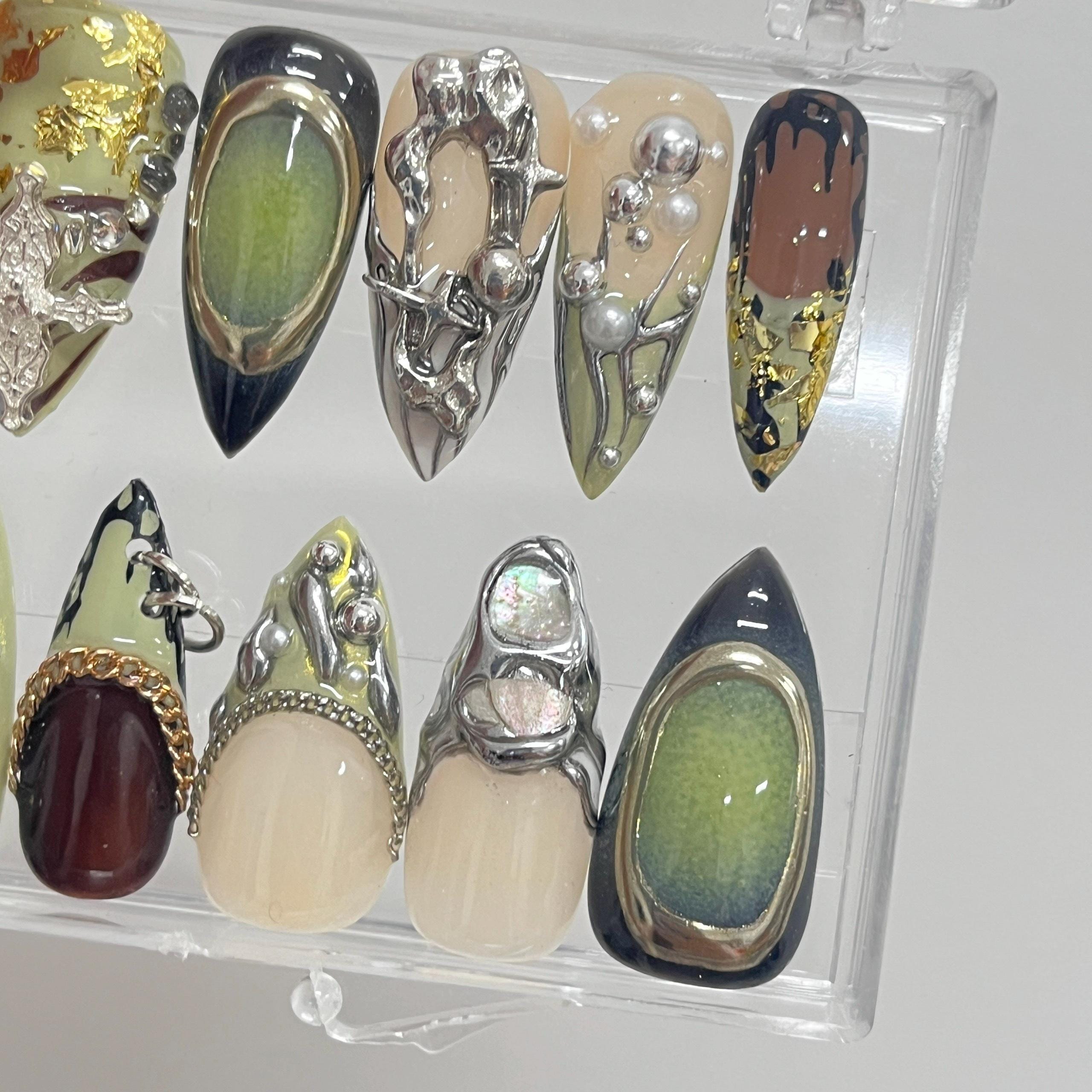 Gothic Them Medium Stiletto Press On Nail, Custom Design Nail Art, Fake Nail for Birthday, Holiday Vacation Nail, Nail for Party