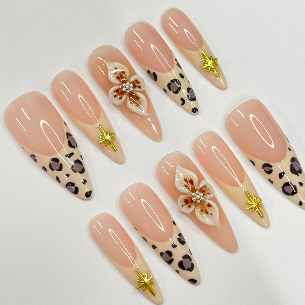 Leopard French Tip With 3D Flower Long Almond Press On Nails, Unique Design Nail for Summer Holiday Vacation Event