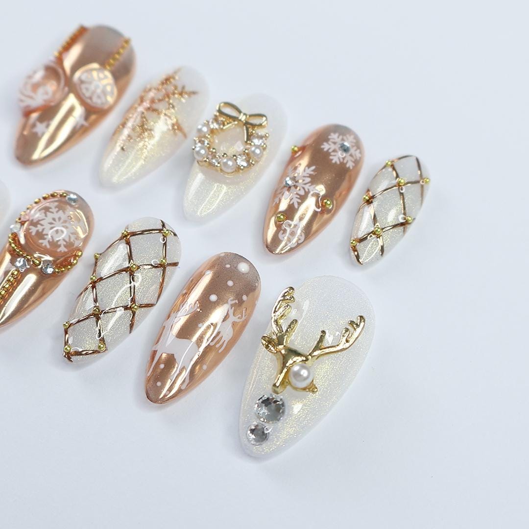 Festive Reindeer & Laurel Wreath Press-On Nails: Medium Almond Shape for a Holiday Vibe. Perfect Gift for Her This Christmas