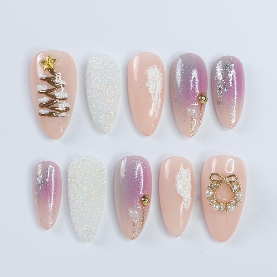 Christmas Wreath Medium Coffin Press On Nail, Festive Christmas Holiday Design, Custom Luxury Nail Art, Handmade False Nail, Gel Nail Art