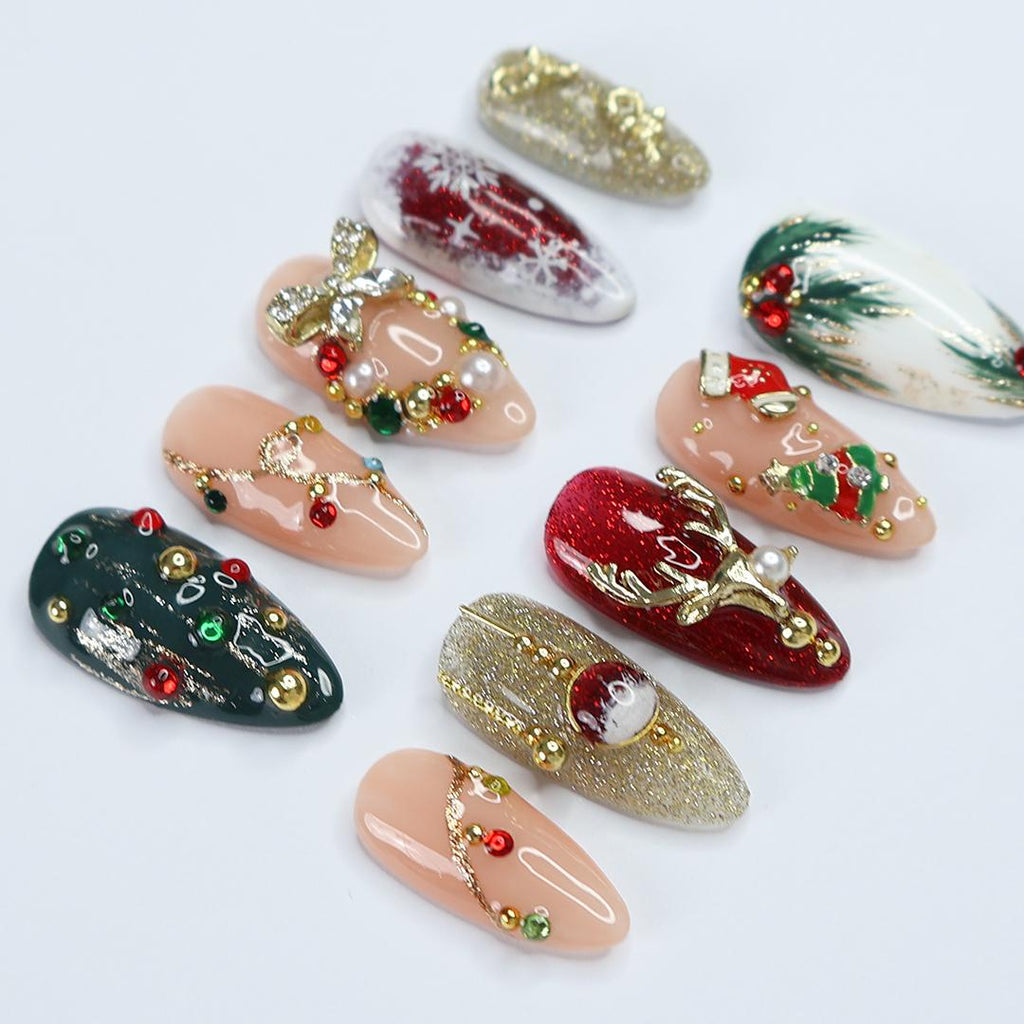 Festive 3D Christmas Tree & Reindeer Press-On Nails: Bright Colors to Celebrate a Cozy Christmas Night in Medium Almond Shape