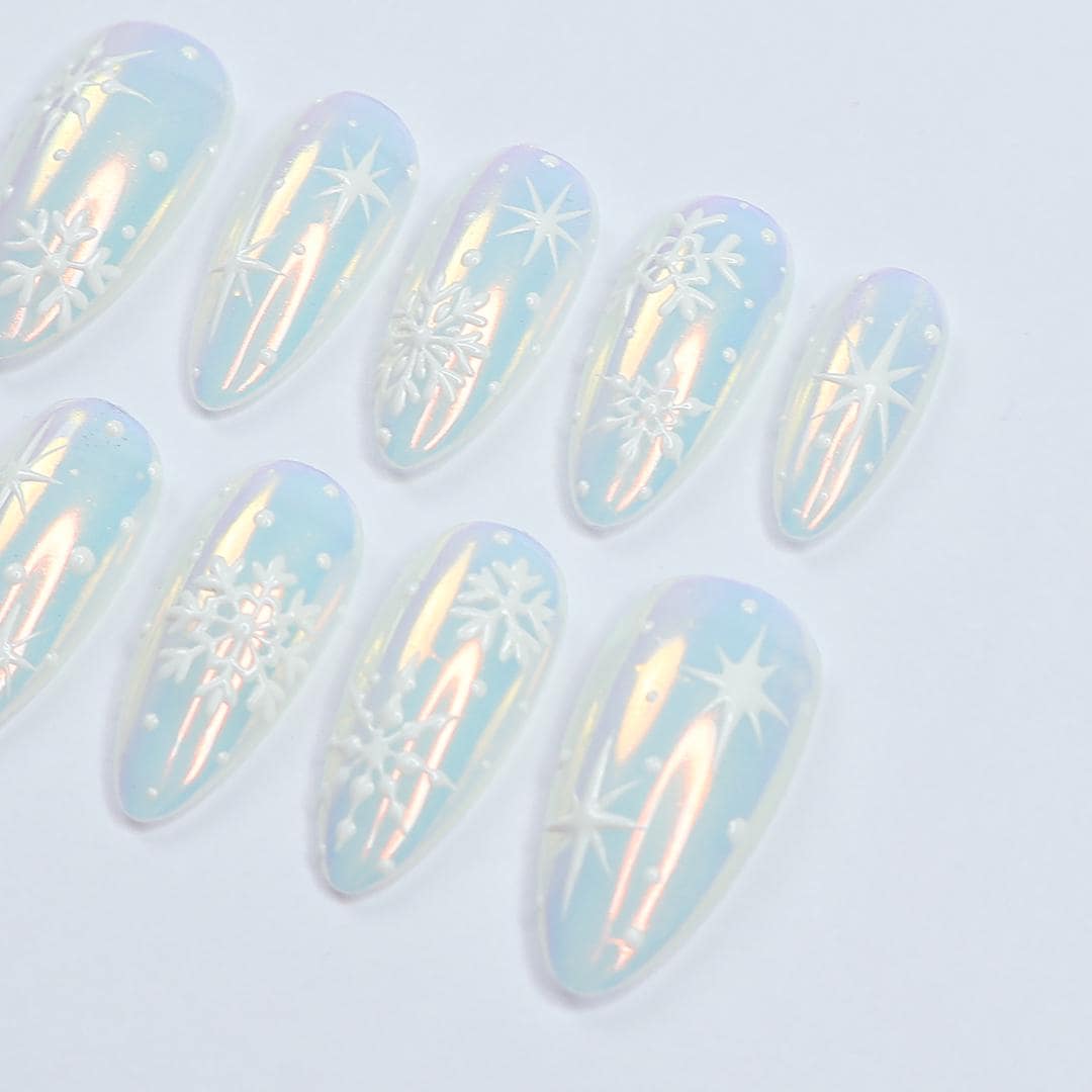 Chic Medium Almond Press-On Nails: Pearl Chrome & White Snow Design - Perfect for Christmas Day Glam or a Thoughtful Gift for Her