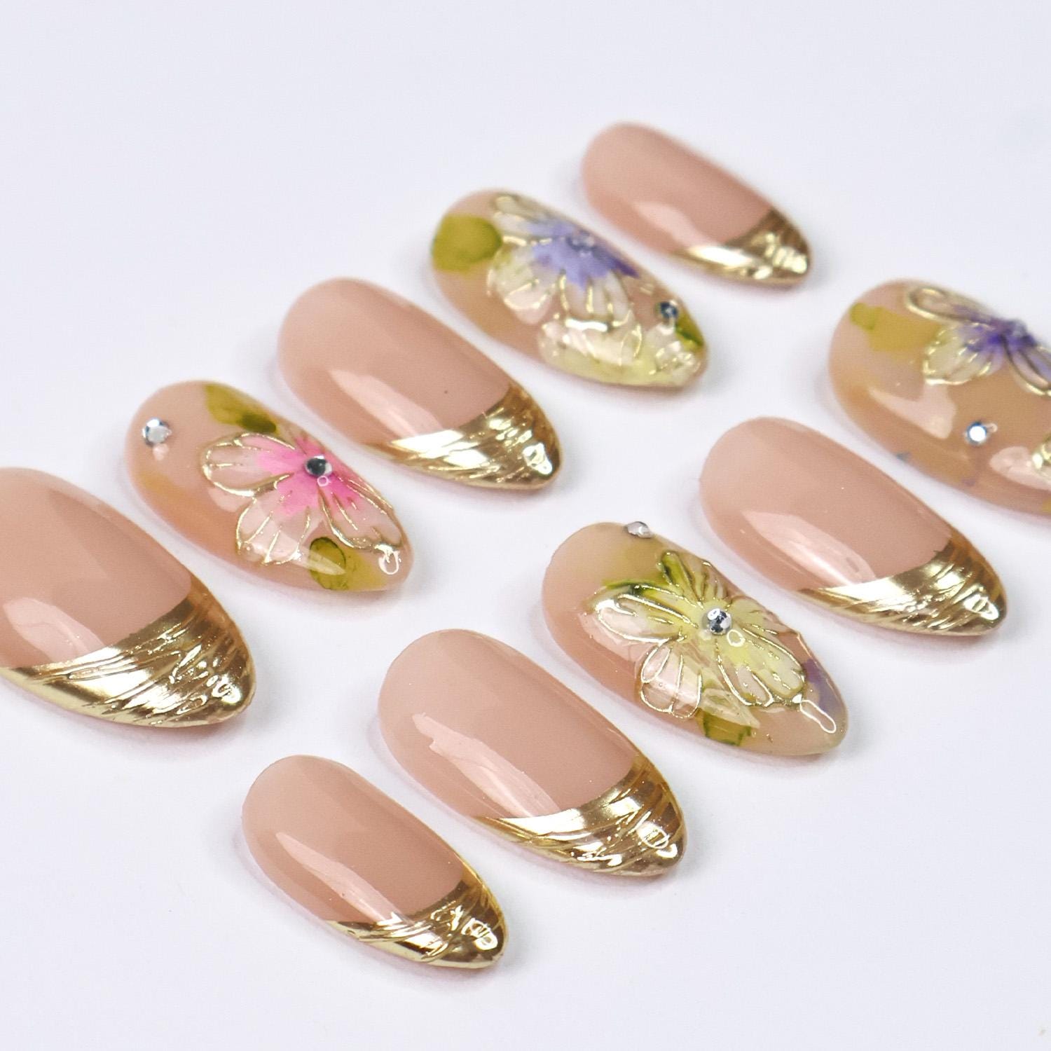 Press On Nails Rosette With Gold French Tip | Floral Fake Nails In Short Almond | Handmade Spring Nail Art for Holiday, Vacation, Birthday