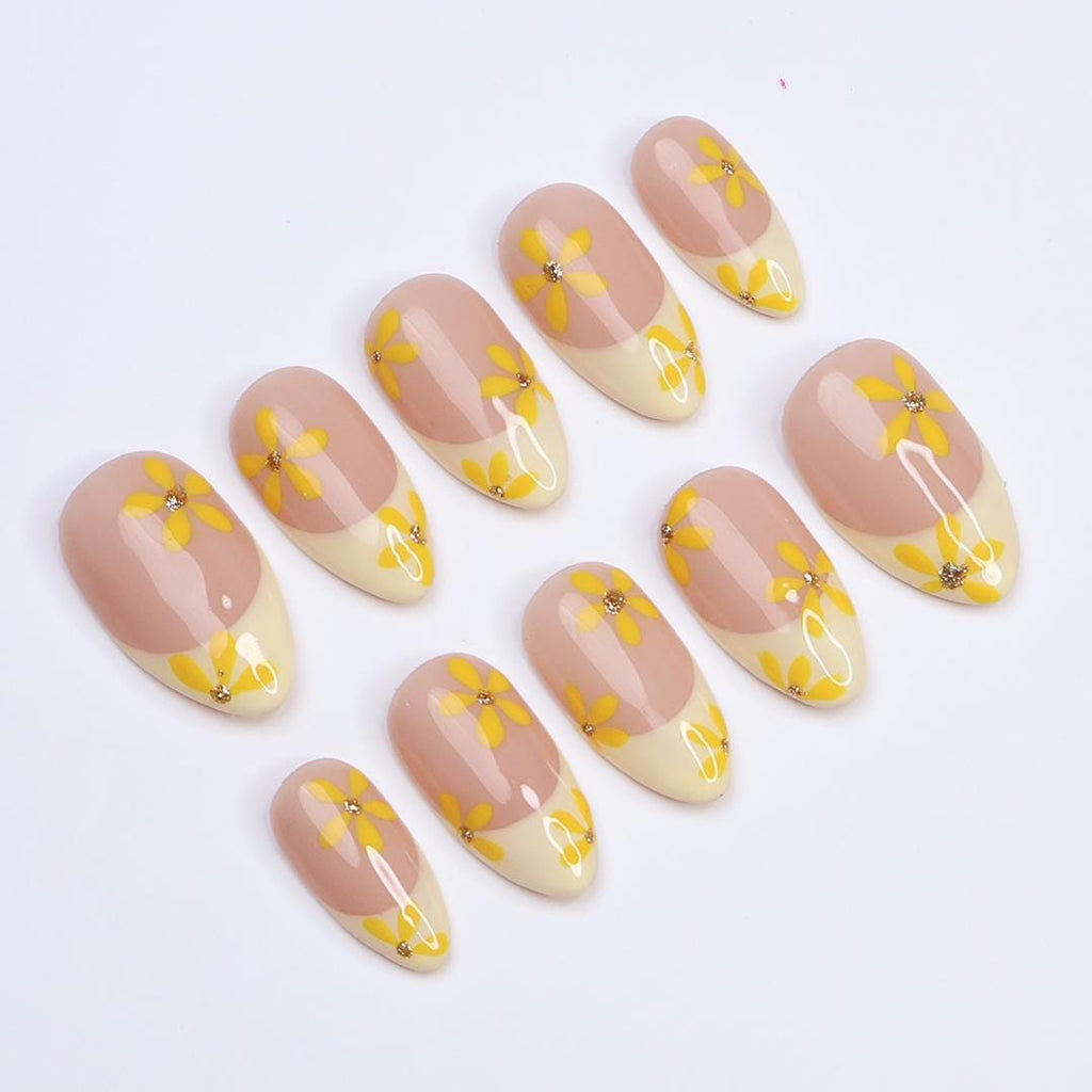 Minimal Press on Nail Yellow Daisy with French Tip | Everyday Fake Nails in Short Almond | Handmade Nail Art for Holiday, Vacation, Birthday
