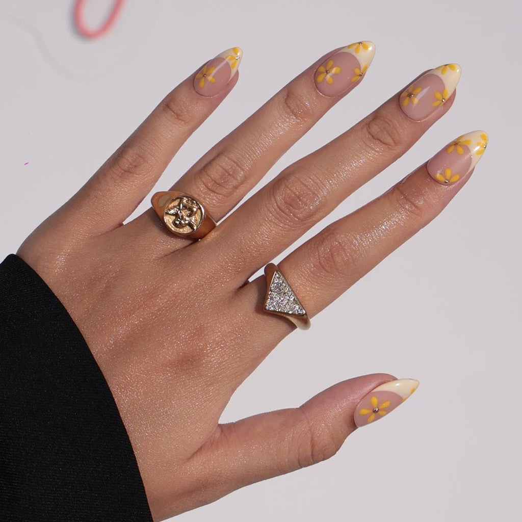 Minimal Press on Nail Yellow Daisy with French Tip | Everyday Fake Nails in Short Almond | Handmade Nail Art for Holiday, Vacation, Birthday